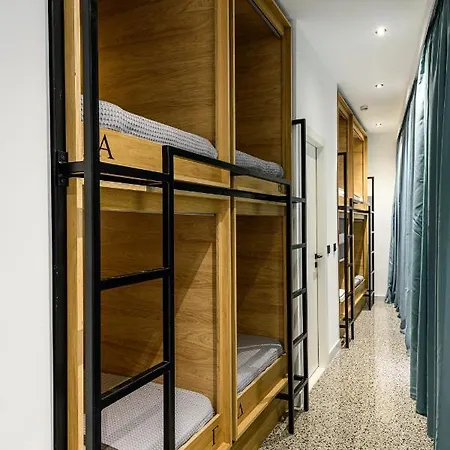 Mosaikon Glostel Hostel